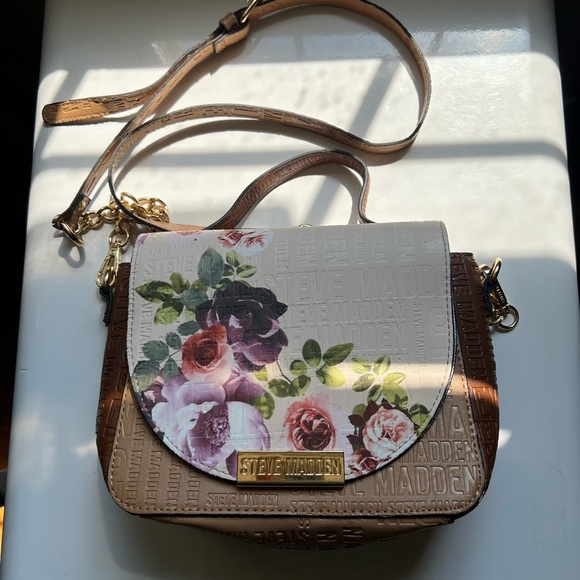Steve Madden Handbags - Steve Madden Floral Crossbody Vegan Leather Bag
